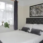 Thoroughly Relaxing Peaceful City Flat